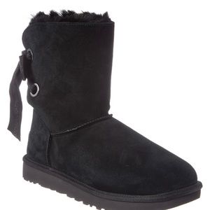 Black uggs